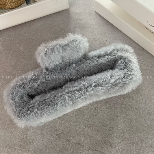 Furry Hair Claw Large Size Cute for the Hair
