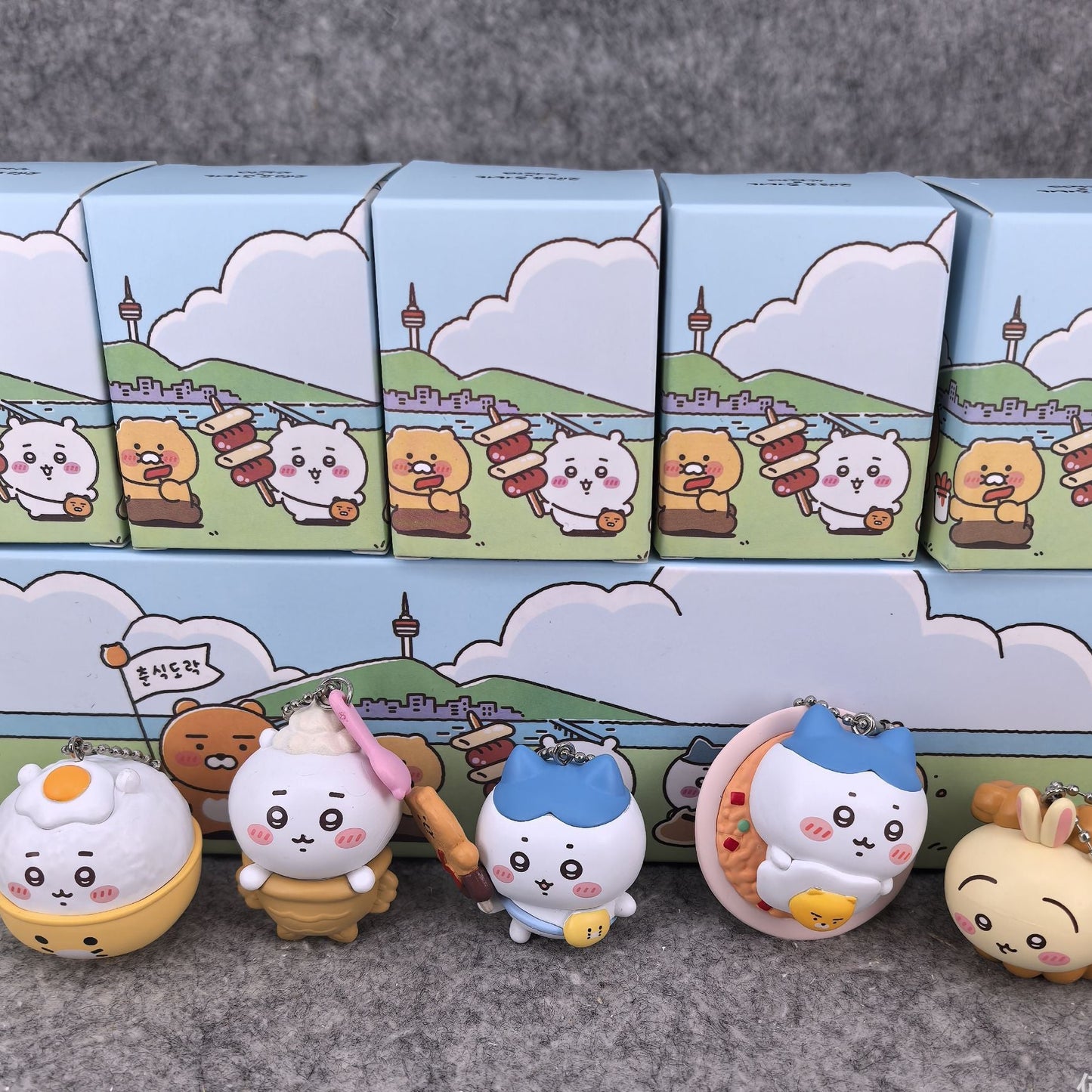 CHIIKAWA BLIND BOX FIGURE